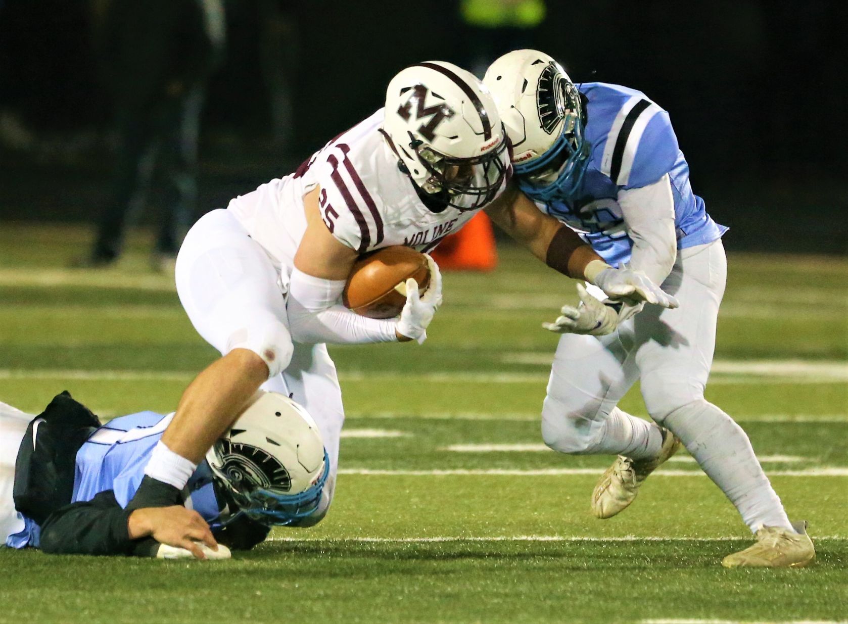 110521-qc-spt-moline fball43.jpg